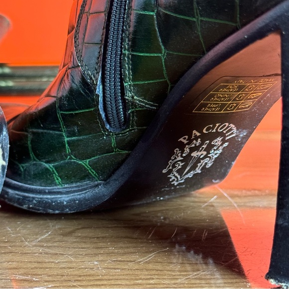 Cesare Paciotti real leather aligator print made in Italy emerald heeled boot - Picture 5 of 6